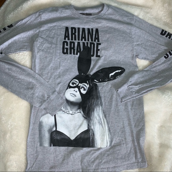 Tops - 💗Ariana Grande DW Tour Tee💗